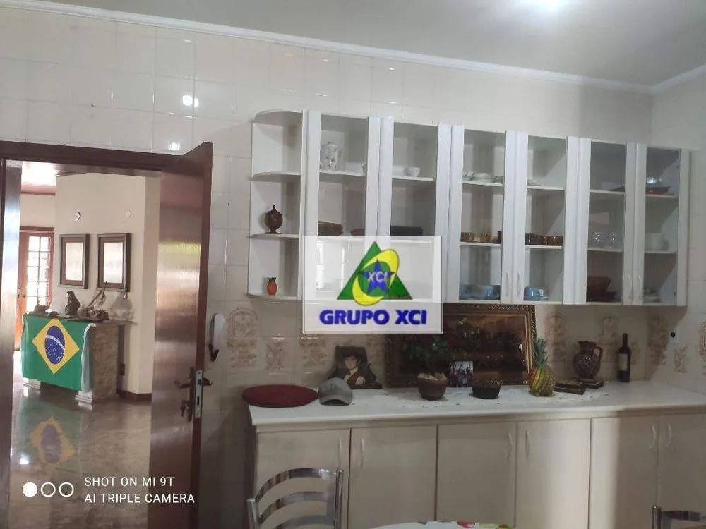 Casa, 5 quartos, 598 m² - Foto 3