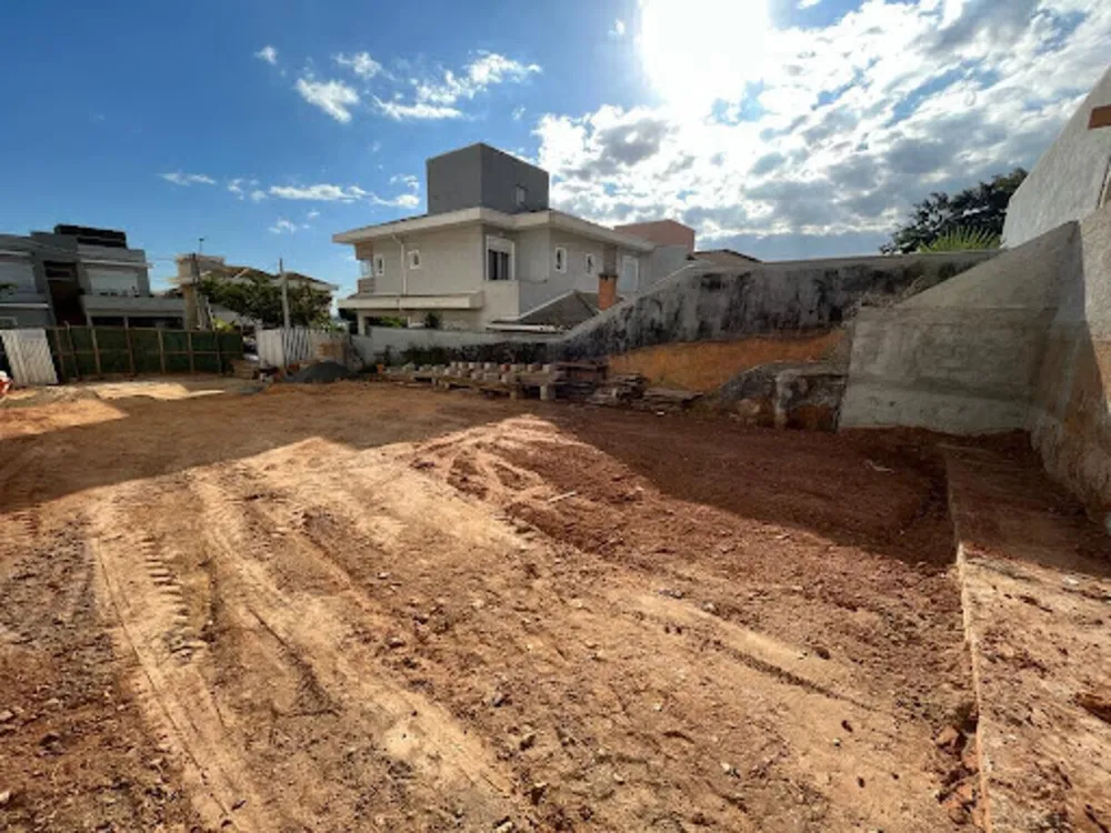 Loteamento e Condomínio, 360 m² - Foto 1