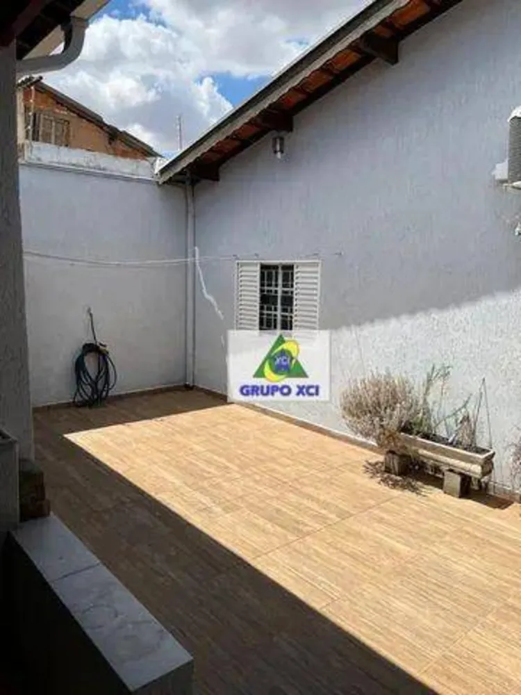 Casa, 3 quartos, 250 m² - Foto 1