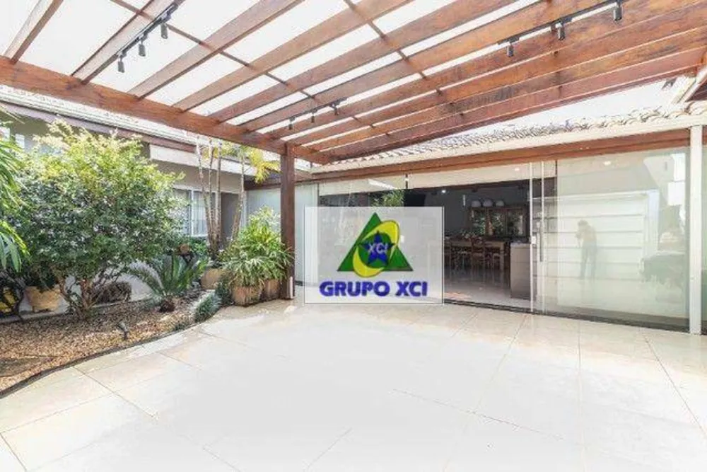 Casa, 4 quartos, 268 m² - Foto 3