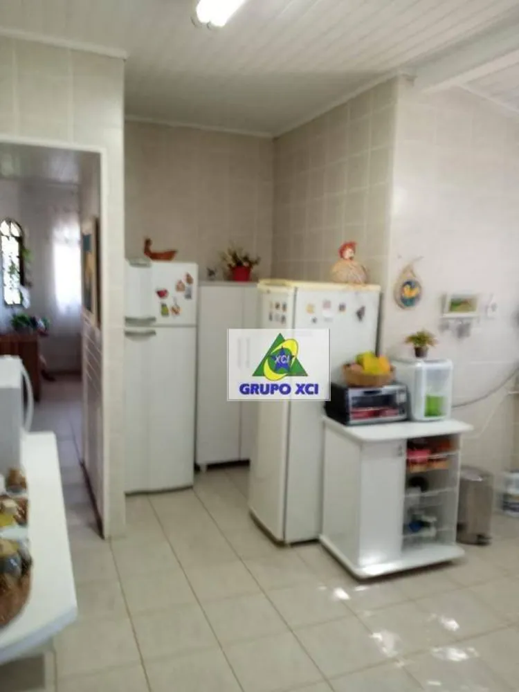 Chácara, 3 quartos, 1000 m² - Foto 1