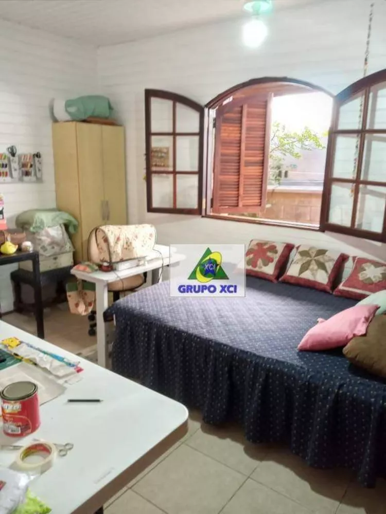 Chácara à venda com 3 quartos, 168m² - Foto 4