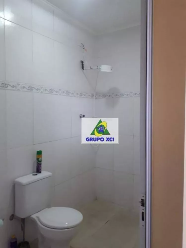 Casa à venda com 4 quartos, 197m² - Foto 3