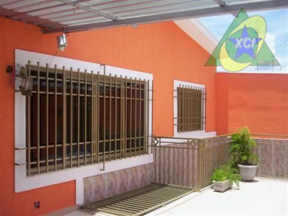 Casa, 3 quartos, 232 m² - Foto 2