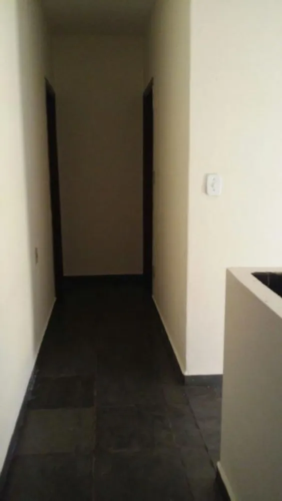 Casa, 4 quartos, 222 m² - Foto 1