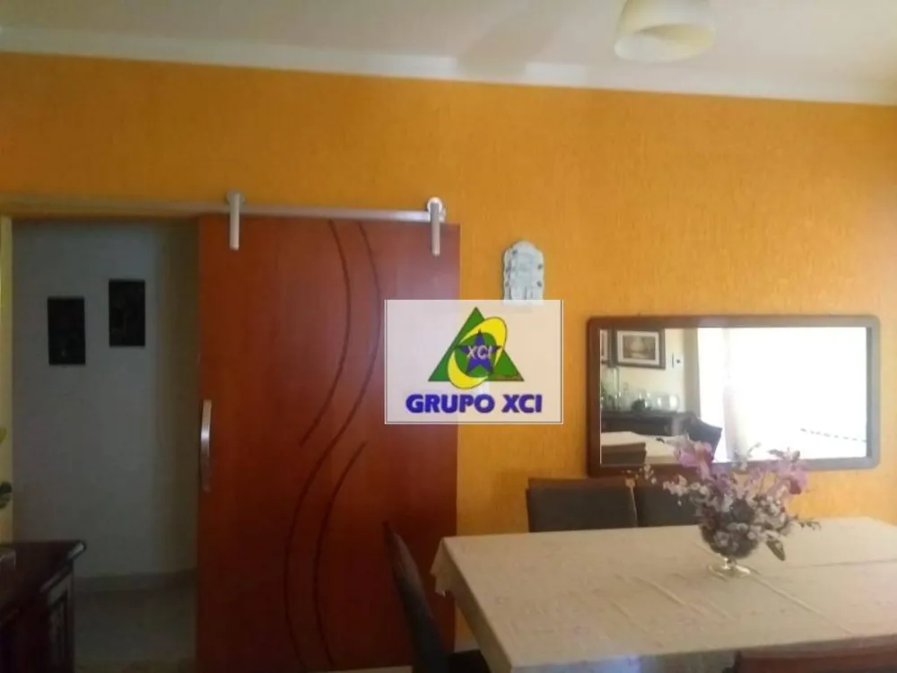 Casa, 3 quartos, 200 m² - Foto 6