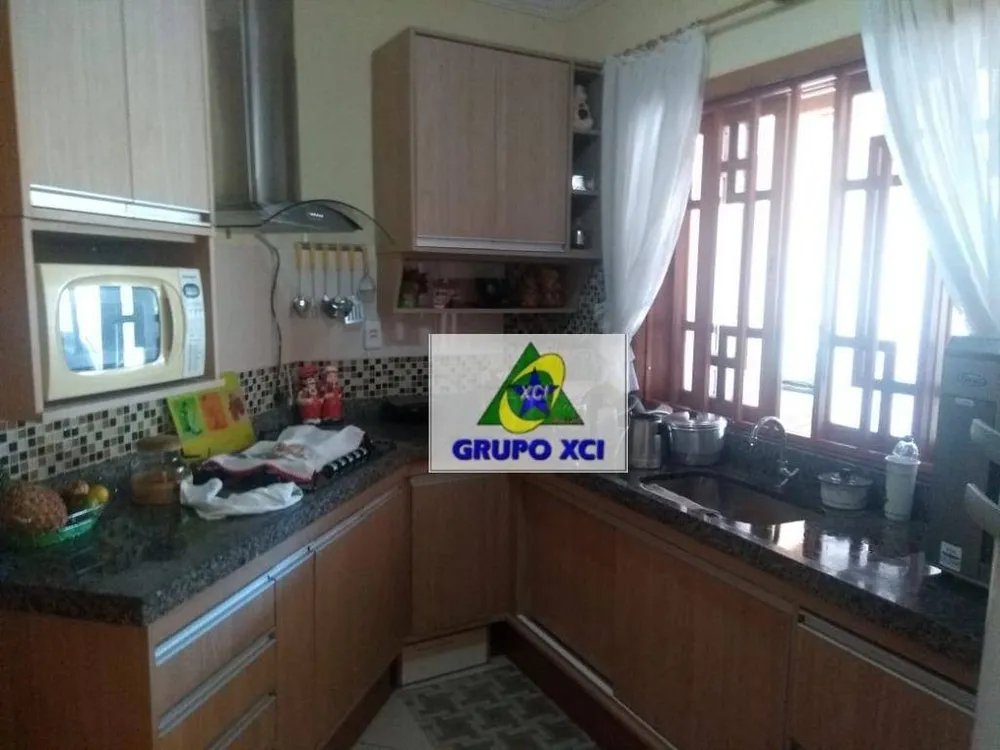 Casa, 3 quartos, 200 m² - Foto 5