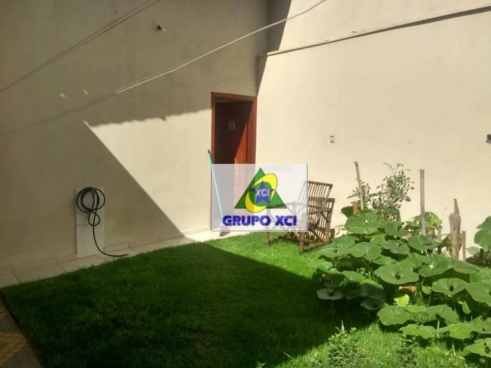 Casa, 3 quartos, 200 m² - Foto 2