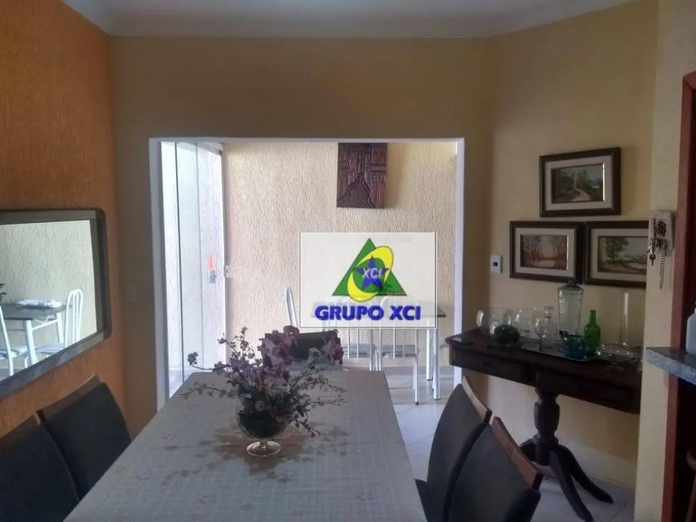 Casa, 3 quartos, 200 m² - Foto 12