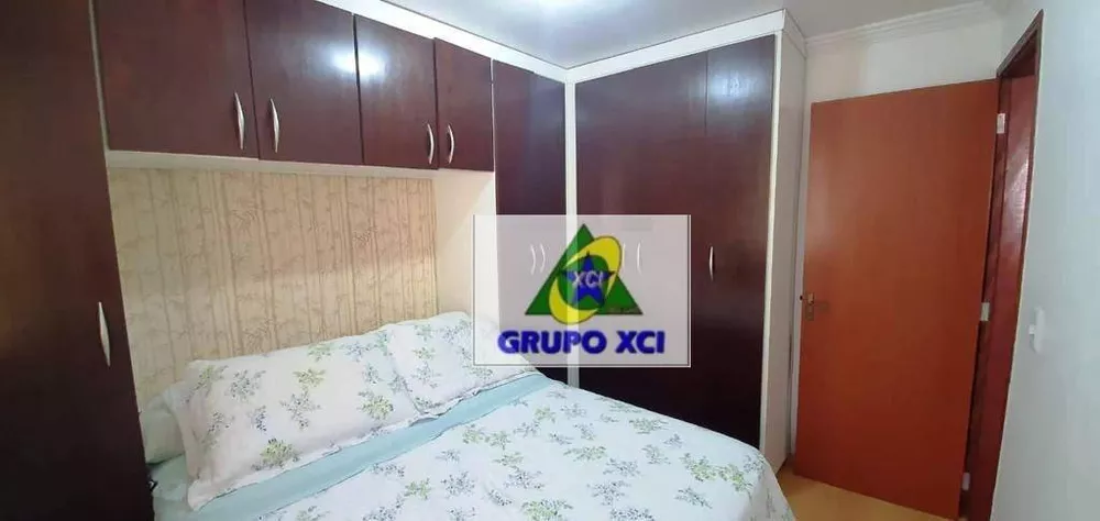 Apartamento à venda com 2 quartos, 45m² - Foto 3