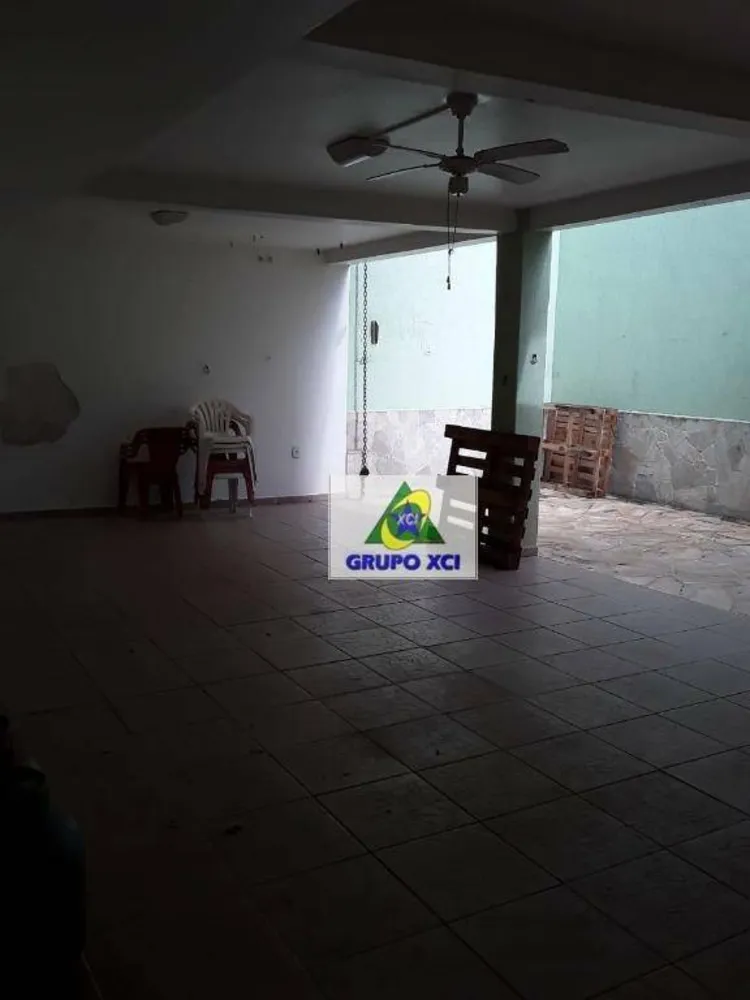Casa, 4 quartos, 265 m² - Foto 10