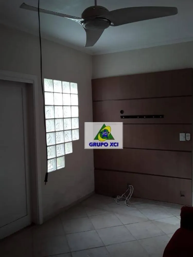 Casa, 4 quartos, 265 m² - Foto 8