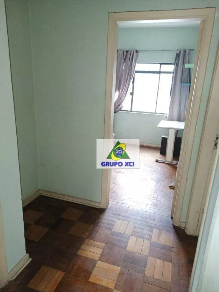 Apartamento à venda com 2 quartos, 64m² - Foto 2