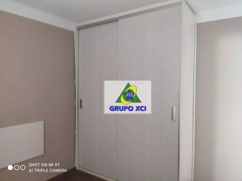 Apartamento à venda com 3 quartos, 138m² - Foto 2