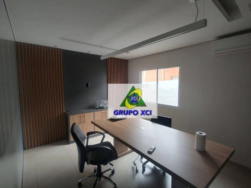 Casa, 3 quartos, 258 m² - Foto 4