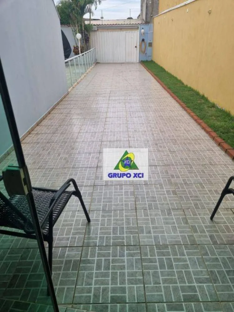 Casa, 3 quartos, 525 m² - Foto 2