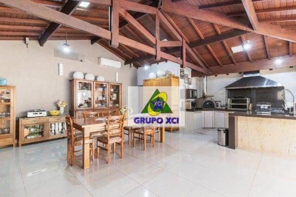 Casa à venda com 4 quartos, 268m² - Foto 4