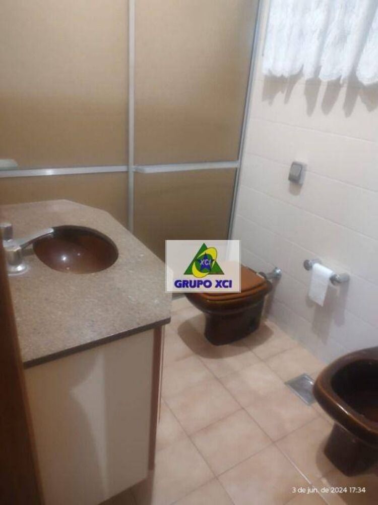 Casa à venda e aluguel com 3 quartos, 260m² - Foto 4
