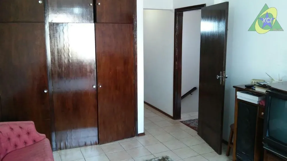 Casa, 4 quartos, 203 m² - Foto 3