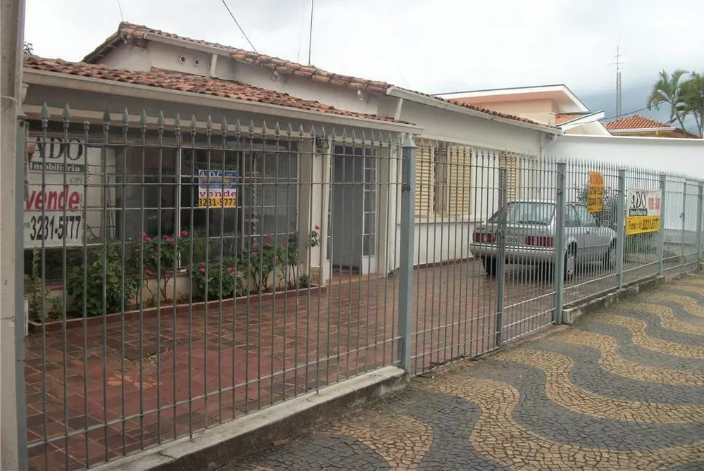 Casa à venda com 3 quartos, 190m² - Foto 1