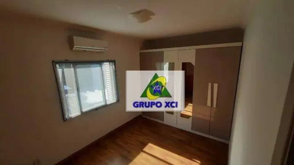 Apartamento à venda com 2 quartos, 70m² - Foto 2