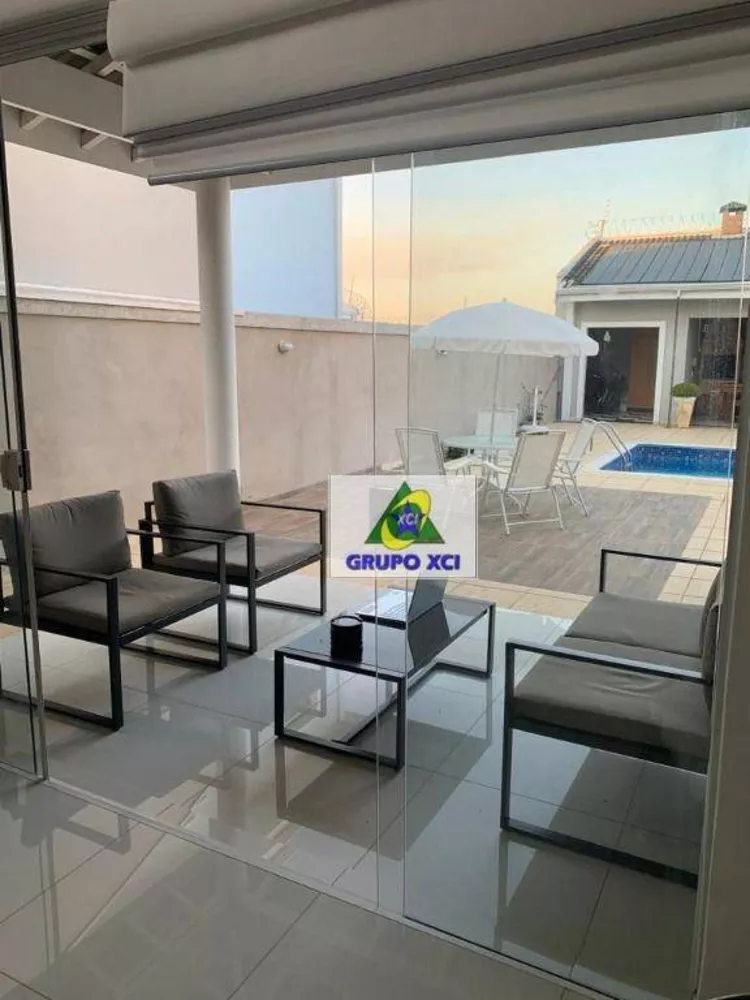 Casa de Condomínio à venda com 4 quartos, 305m² - Foto 4