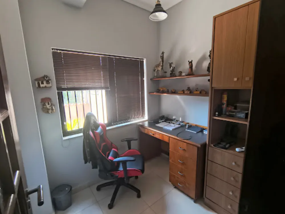 Casa, 4 quartos, 309 m² - Foto 4