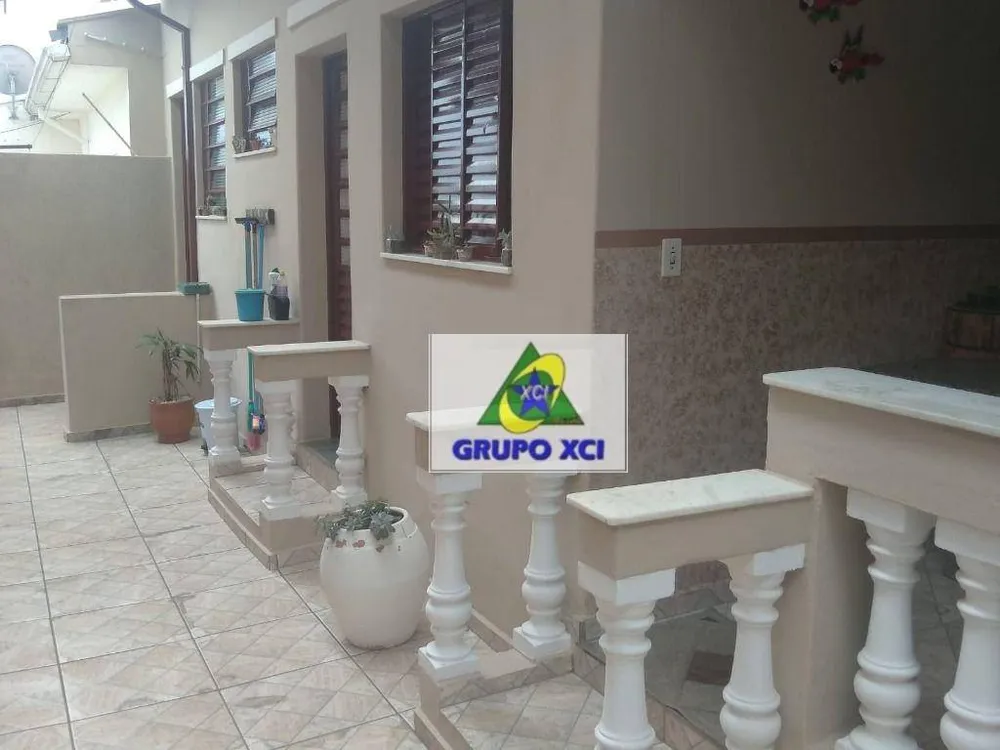Casa, 3 quartos, 200 m² - Foto 2