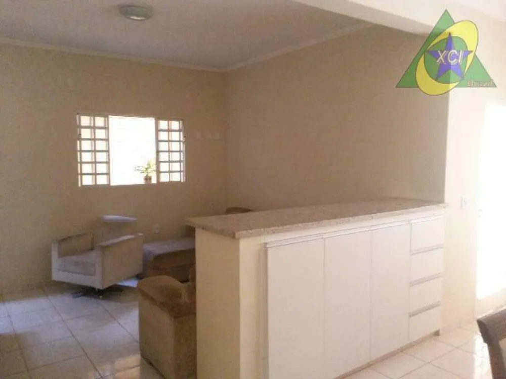 Casa, 5 quartos, 282 m² - Foto 1