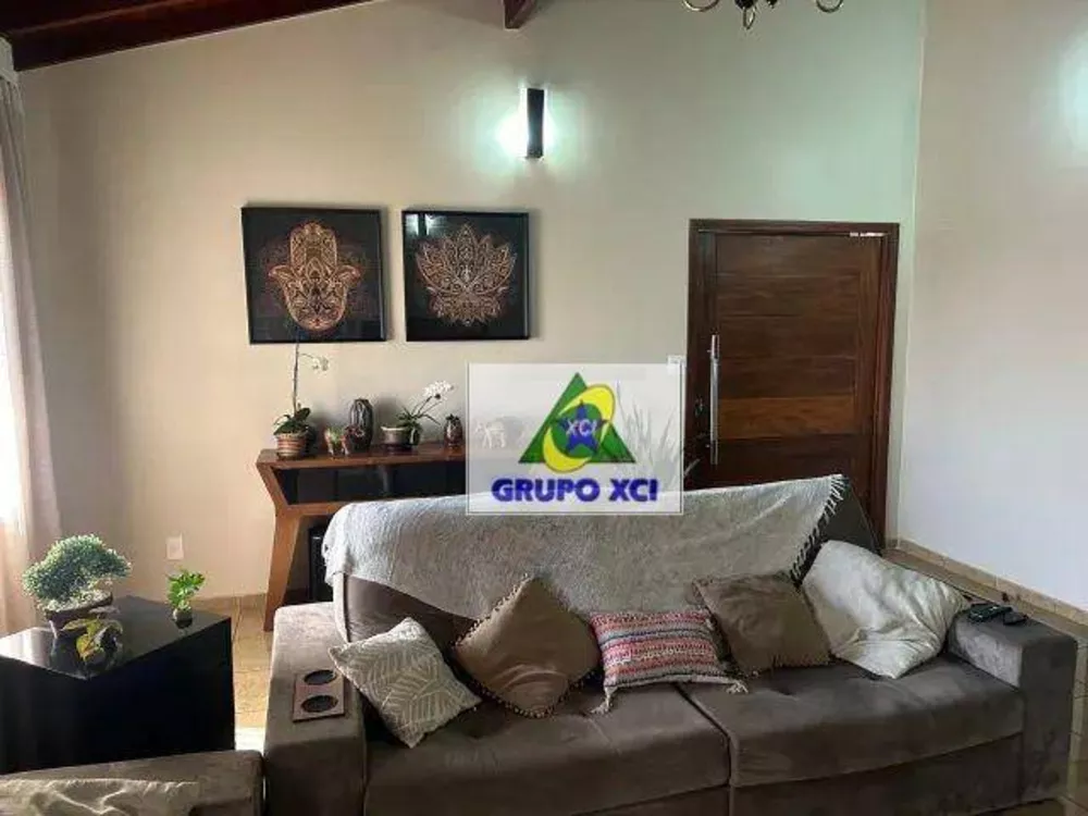 Casa de Condomínio à venda com 4 quartos, 300m² - Foto 4