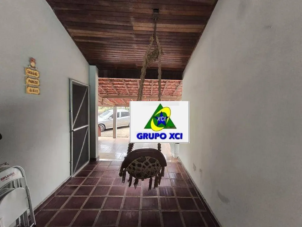 Chácara, 3 quartos, 2325 m² - Foto 3