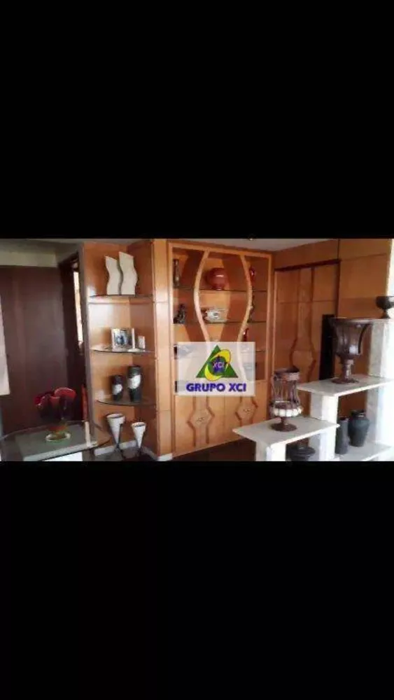 Apartamento à venda com 4 quartos, 500m² - Foto 2