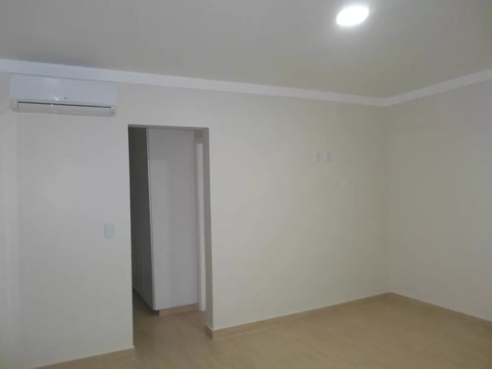 Casa de Condomínio à venda com 4 quartos, 322m² - Foto 11