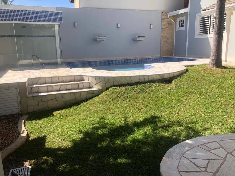 Casa, 2 quartos, 215 m² - Foto 1