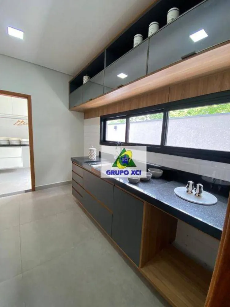 Sobrado, 3 quartos, 228 m² - Foto 3