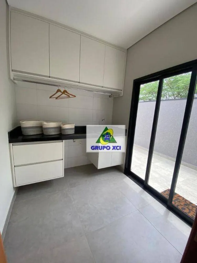 Sobrado, 3 quartos, 228 m² - Foto 1