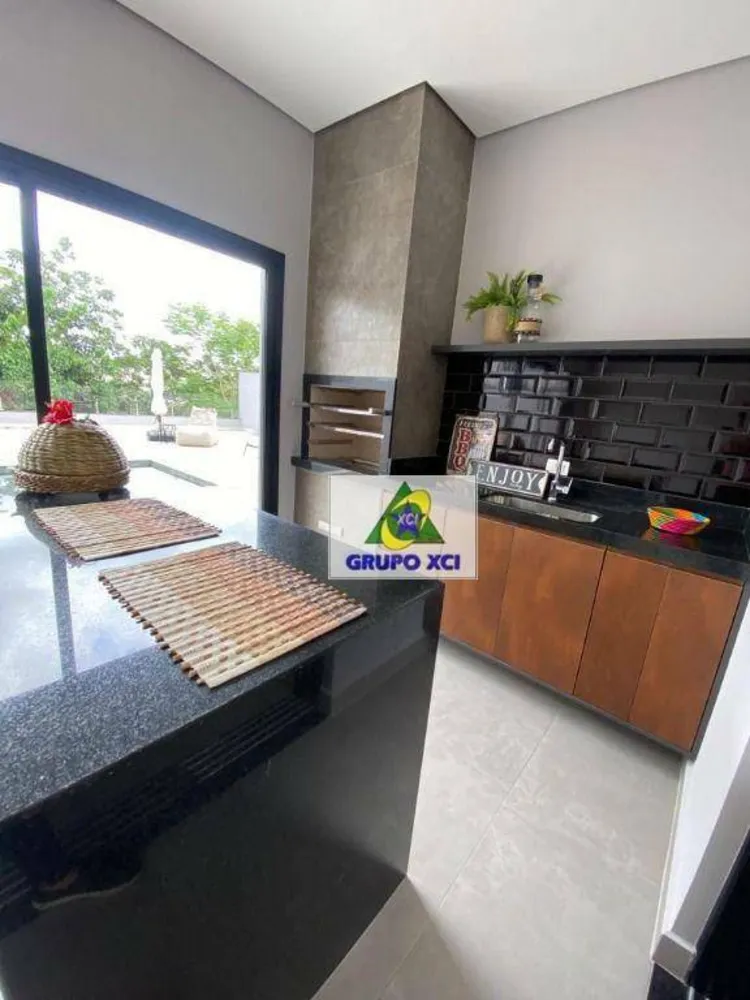 Sobrado, 3 quartos, 228 m² - Foto 2