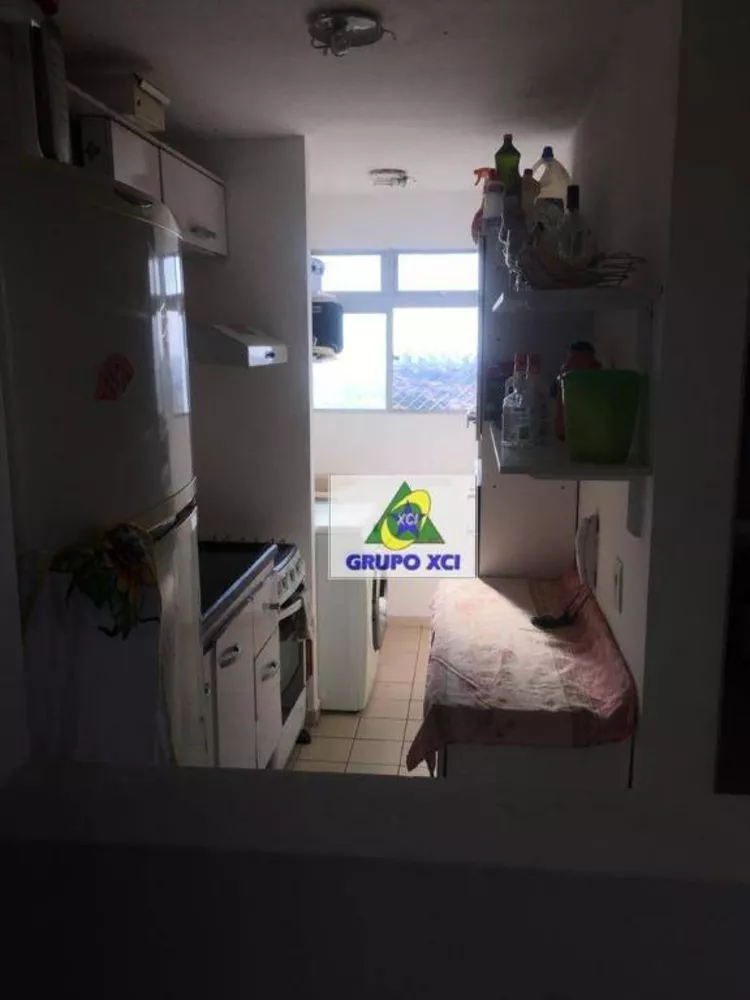 Apartamento à venda com 2 quartos, 50m² - Foto 4