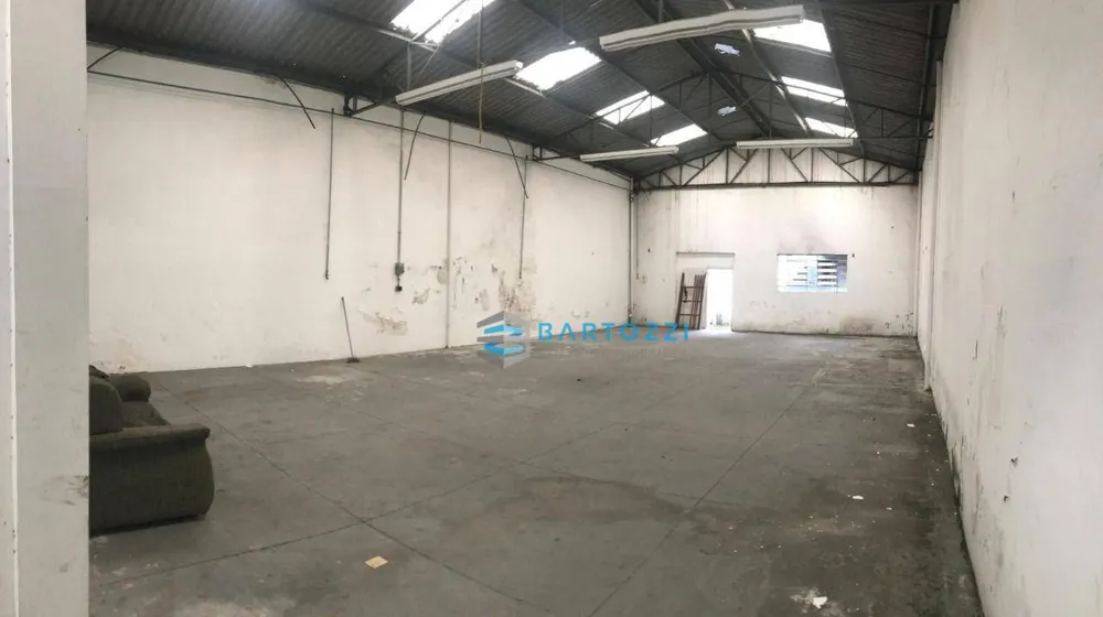 Depósito-Galpão, 680 m² - Foto 1