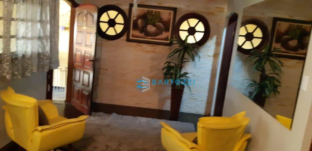 Sobrado, 3 quartos, 243 m² - Foto 2