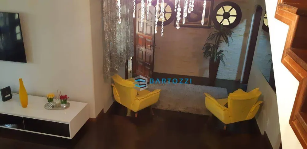Sobrado, 3 quartos, 243 m² - Foto 4