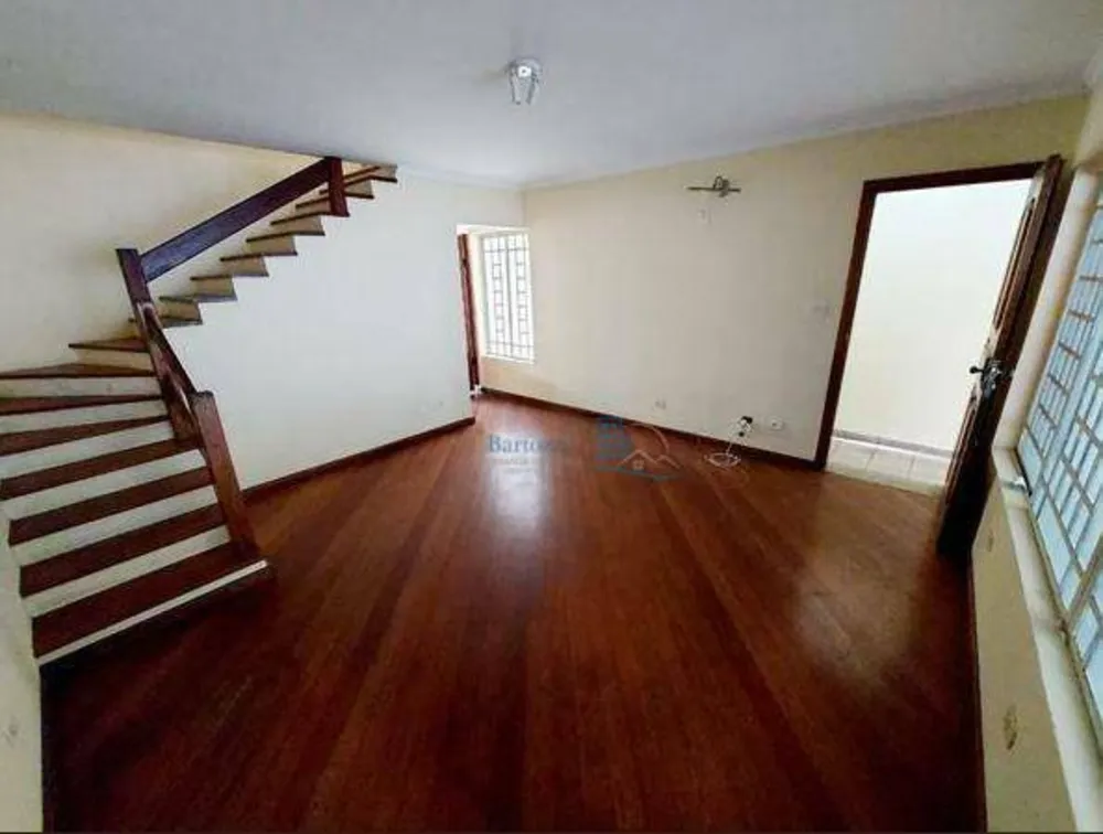 Sobrado, 3 quartos, 205 m² - Foto 1