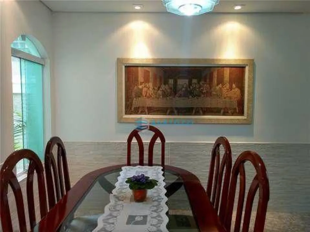 Sobrado, 3 quartos, 210 m² - Foto 2