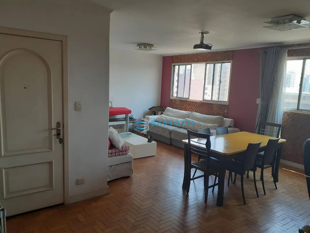 Apartamento, 3 quartos, 210 m² - Foto 2