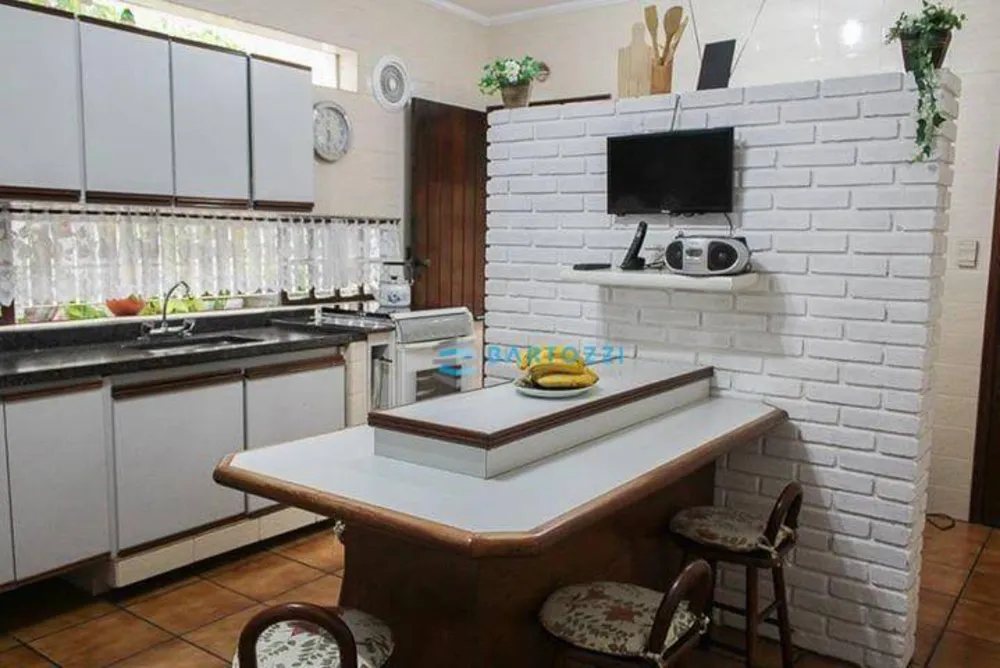 Sobrado, 4 quartos, 309 m² - Foto 5