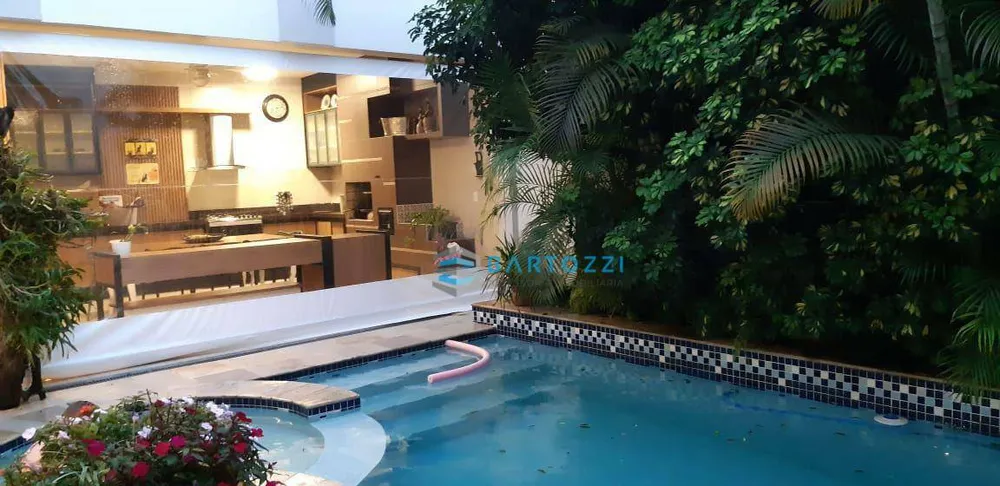 Sobrado, 3 quartos, 483 m² - Foto 2