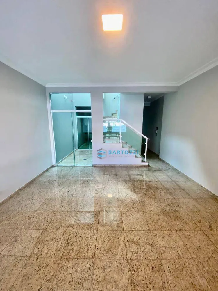 Sobrado, 3 quartos, 125 m² - Foto 1