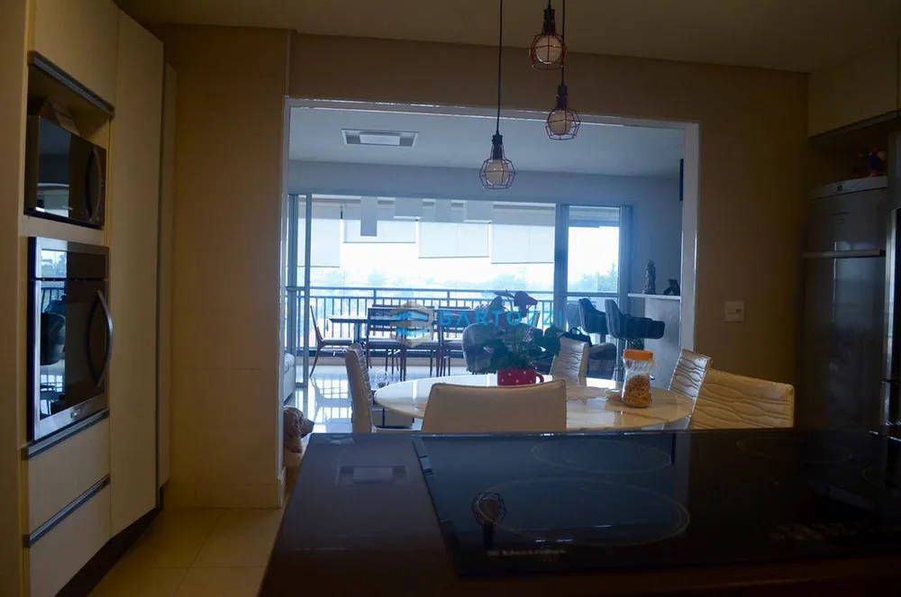 Apartamento, 3 quartos, 172 m² - Foto 1