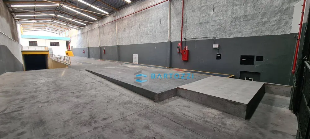 Depósito-Galpão, 1100 m² - Foto 1
