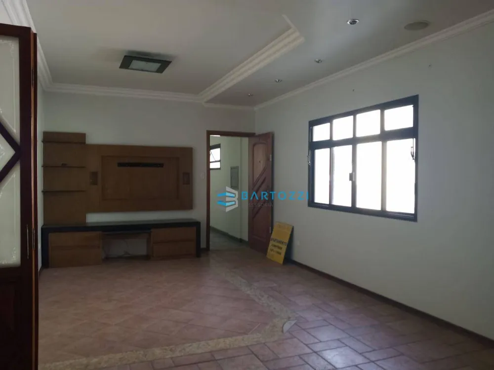 Apartamento, 3 quartos, 110 m² - Foto 2